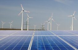 Türkiye’deki hanelerin elektriği güneş ve rüzgardan geliyor
