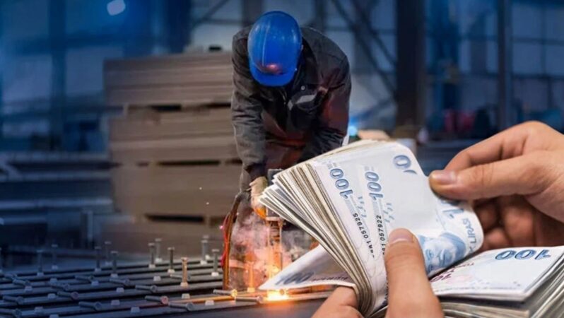 Hükümet, kamu işçileri ile ilgili son teklifini bugün verecek